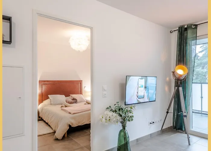 Apartment Le 1848 I T2 I